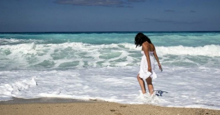 Neuroscientists Strongly Recommend Regular Visits to the Beach