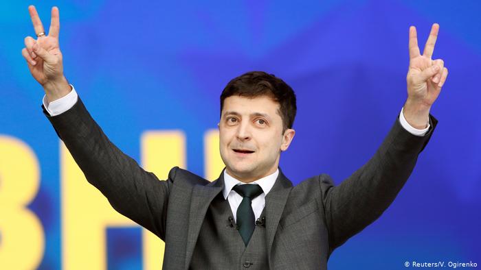 Landslide election victory thrusts Ukrainian comedian into limelight