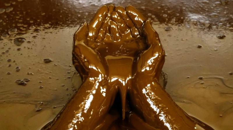 Crude oil touted as health cure in Azerbaijan