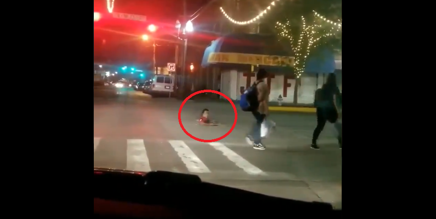INVASION: ILLEGALS CRAWL OUT OF MANHOLE IN US BORDER TOWN