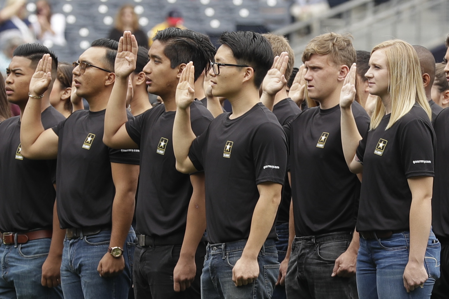 Military eyes 16-year-olds as ranks and candidates dwindle