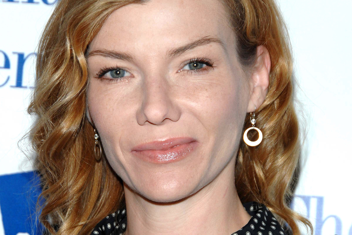 Stephanie Niznik dead at 52 – Everwood and Star Trek actress passes away ‘unexpectedly’