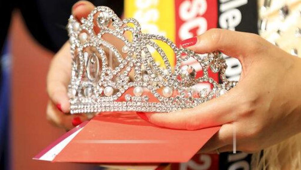 Miss World America Strips Conservative Beauty Queen Kathy Zhu of Crown – Discrimination?